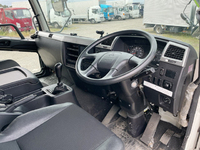 三菱ふそうファイターアルミウイング中型（4t）[写真34]