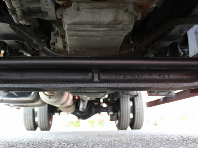 三菱ふそうキャンター平ボディ小型（2t・3t）[写真14]