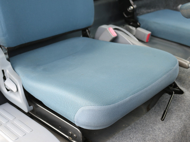 三菱ふそうキャンター平ボディ小型（2t・3t）[写真25]