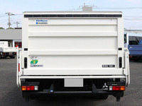 三菱ふそうキャンター平ボディ小型（2t・3t）[写真05]