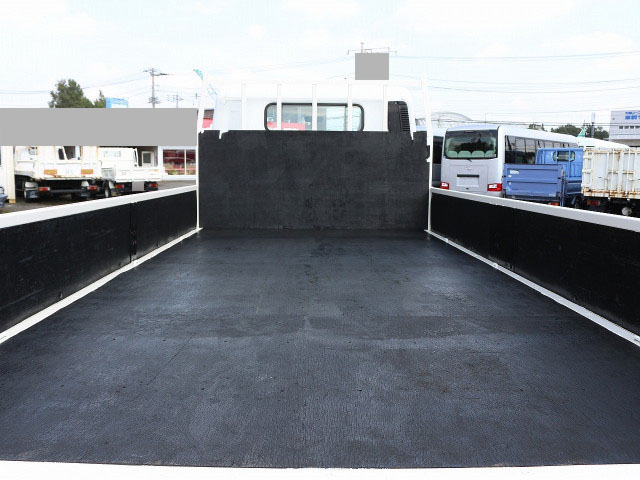 三菱ふそうキャンター平ボディ小型（2t・3t）[写真07]