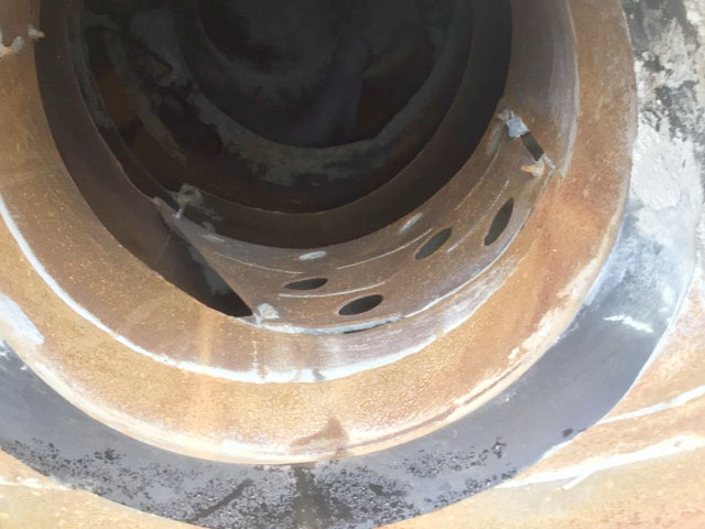 三菱ふそうスーパーグレートミキサー車（コンクリートミキサー）大型（10t）[写真07]