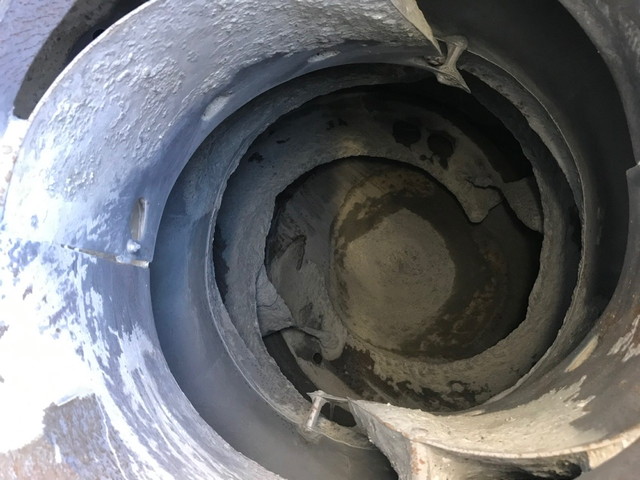 いすゞギガミキサー車（コンクリートミキサー）大型（10t）[写真12]