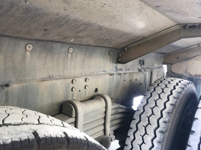 いすゞギガミキサー車（コンクリートミキサー）大型（10t）[写真14]