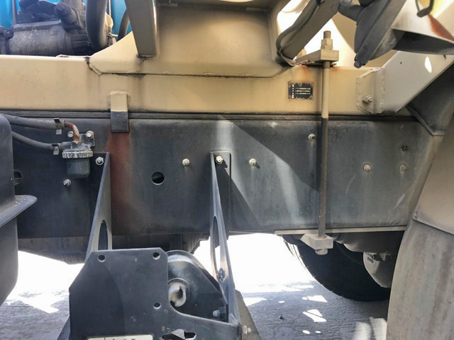 いすゞギガミキサー車（コンクリートミキサー）大型（10t）[写真16]