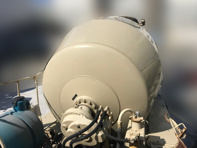 いすゞギガミキサー車（コンクリートミキサー）大型（10t）[写真04]