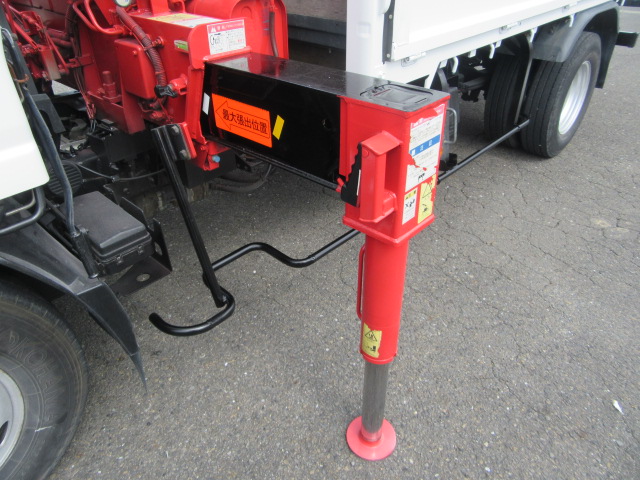 いすゞエルフクレーン3段小型（2t・3t）[写真09]