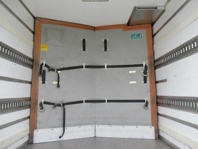 三菱ふそうキャンター冷凍車（冷蔵車）小型（2t・3t）[写真30]