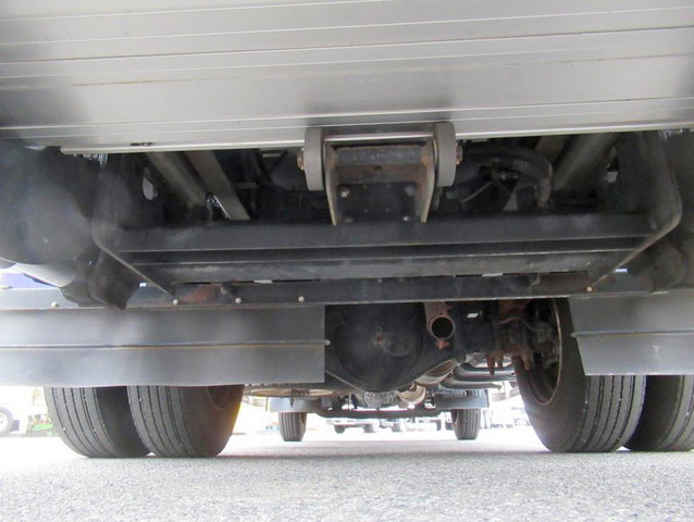 三菱ふそうキャンター冷凍車（冷蔵車）小型（2t・3t）[写真32]