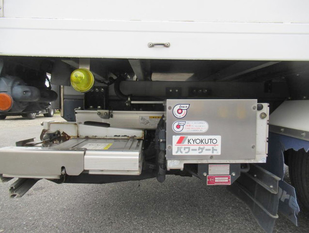 三菱ふそうキャンター冷凍車（冷蔵車）小型（2t・3t）[写真33]