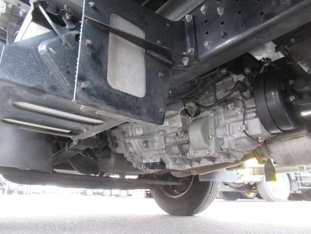 三菱ふそうキャンター冷凍車（冷蔵車）小型（2t・3t）[写真37]