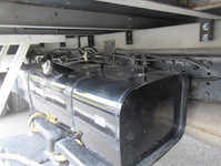 三菱ふそうキャンター冷凍車（冷蔵車）小型（2t・3t）[写真38]