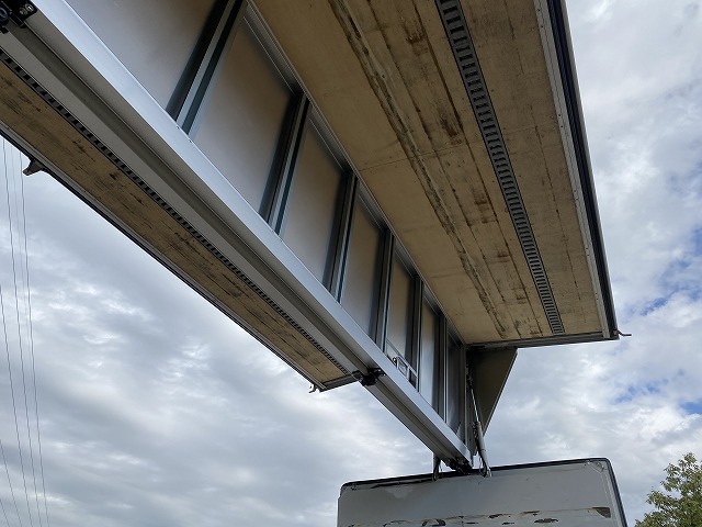 日野レンジャーアルミウイング増トン（6t・8t）[写真12]