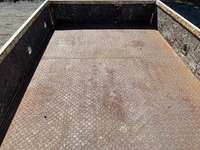 いすゞエルフクレーン4段小型（2t・3t）[写真11]