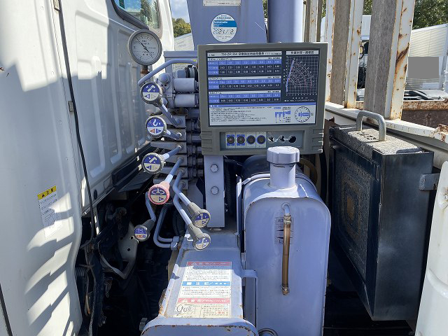 いすゞエルフクレーン4段小型（2t・3t）[写真18]