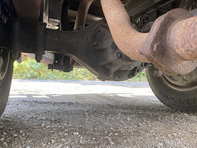 いすゞエルフクレーン4段小型（2t・3t）[写真31]