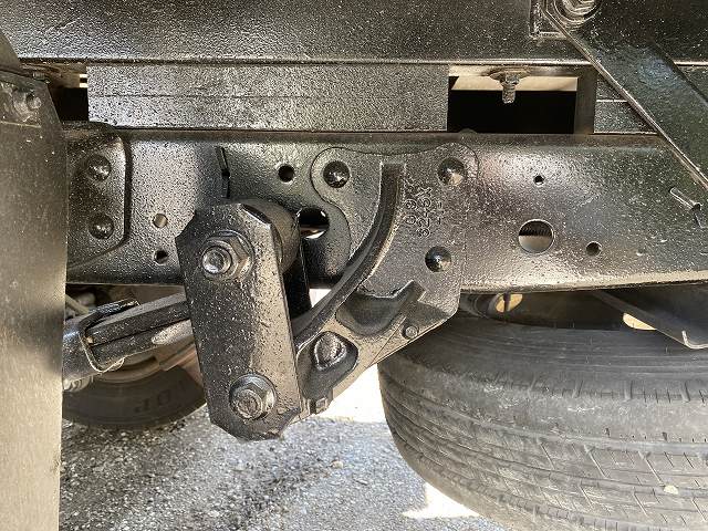 いすゞエルフクレーン4段小型（2t・3t）[写真36]