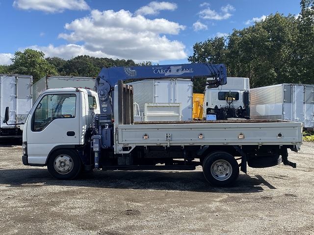 いすゞエルフクレーン4段小型（2t・3t）[写真08]