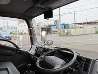 いすゞエルフ冷凍車（冷蔵車）小型（2t・3t）[写真07]