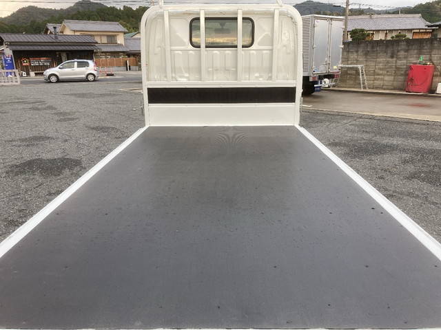 日野デュトロ平ボディ小型（2t・3t）[写真13]