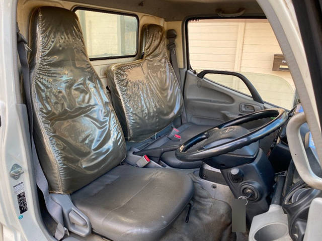 日野デュトロ平ボディ小型（2t・3t）[写真25]