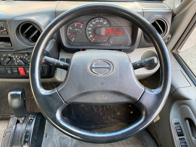 日野デュトロ平ボディ小型（2t・3t）[写真29]