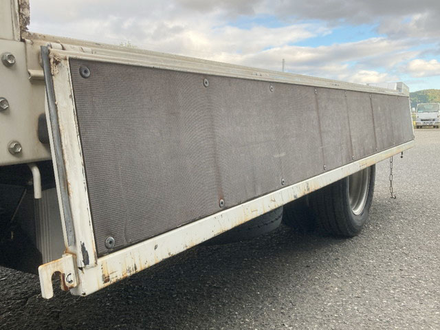 日野デュトロ平ボディ小型（2t・3t）[写真12]