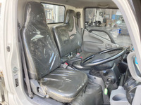 日野デュトロ平ボディ小型（2t・3t）[写真29]