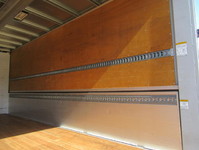 日野レンジャーアルミウイング中型（4t）[写真23]