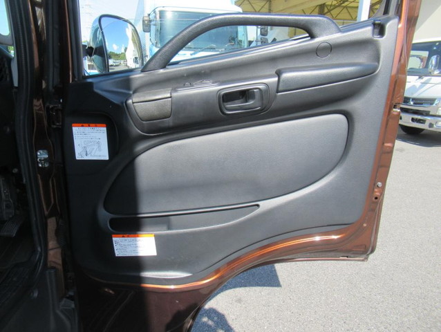 日野レンジャーアルミウイング中型（4t）[写真07]