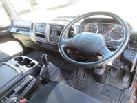 日野レンジャーアルミウイング中型（4t）[写真08]