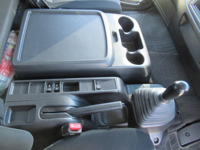 日野レンジャーアルミウイング中型（4t）[写真09]