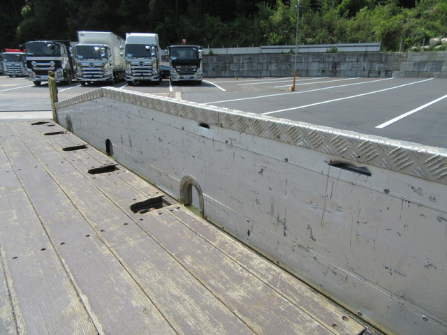 日野レンジャーセーフティクレーン4段増トン（6t・8t）[写真24]