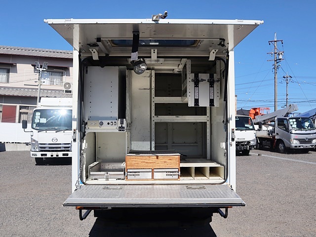 いすゞエルフダブルキャブ（Wキャブ）小型（2t・3t）[写真11]