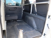 いすゞエルフダブルキャブ（Wキャブ）小型（2t・3t）[写真24]