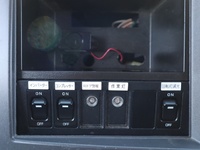 いすゞエルフダブルキャブ（Wキャブ）小型（2t・3t）[写真34]