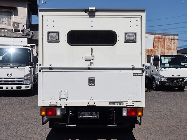 いすゞエルフダブルキャブ（Wキャブ）小型（2t・3t）[写真06]