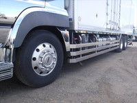 三菱ふそうスーパーグレート冷凍車（冷蔵車）大型（10t）[写真14]