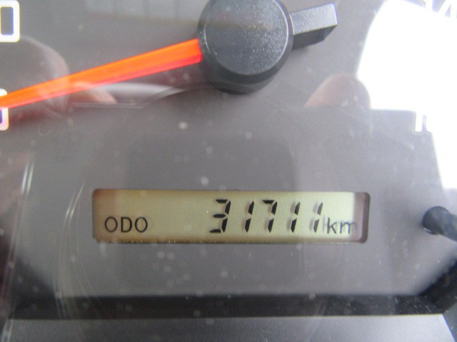 いすゞエルフアルミバン小型（2t・3t）[写真20]