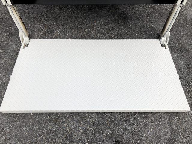 日野デュトロ平ボディ小型（2t・3t）[写真11]