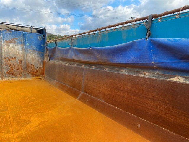 三菱ふそうスーパーグレートダンプ大型（10t）[写真12]