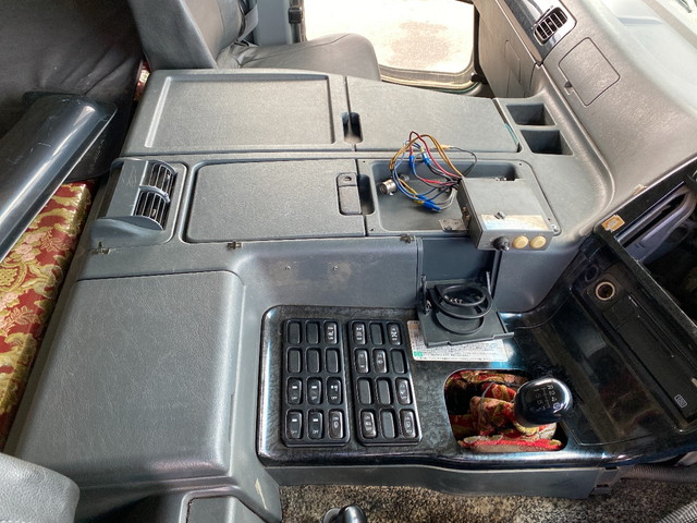 三菱ふそうスーパーグレートダンプ大型（10t）[写真33]