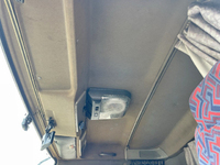 いすゞギガアルミウイング大型（10t）[写真33]