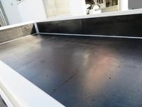 いすゞエルフ平ボディ小型（2t・3t）[写真28]