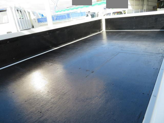 いすゞエルフ平ボディ小型（2t・3t）[写真03]