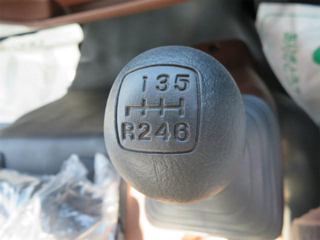 日野レンジャーコンテナ専用車中型（4t）[写真18]