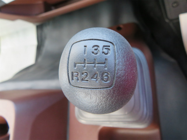 日野レンジャークレーン4段中型（4t）[写真17]