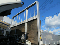 いすゞフォワードアルミブロック中型（4t）[写真24]