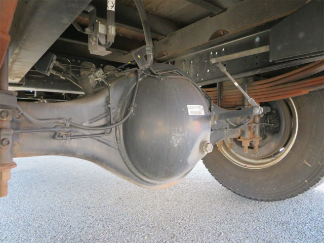 いすゞフォワードアルミブロック中型（4t）[写真32]