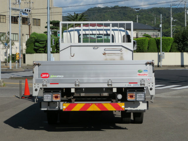 いすゞフォワードアルミブロック中型（4t）[写真06]